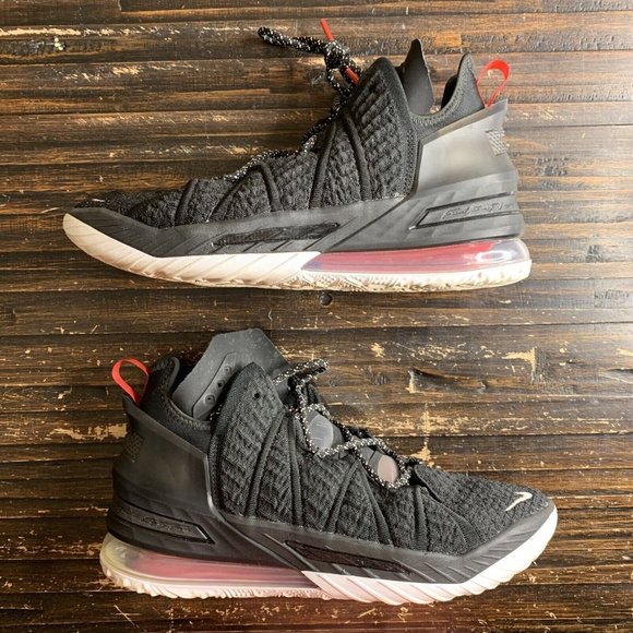 Nike LeBron 18 Bred Shoes CQ9283-001 Black White Red Sneaker Mens Size 10 - Picture 2 of 7